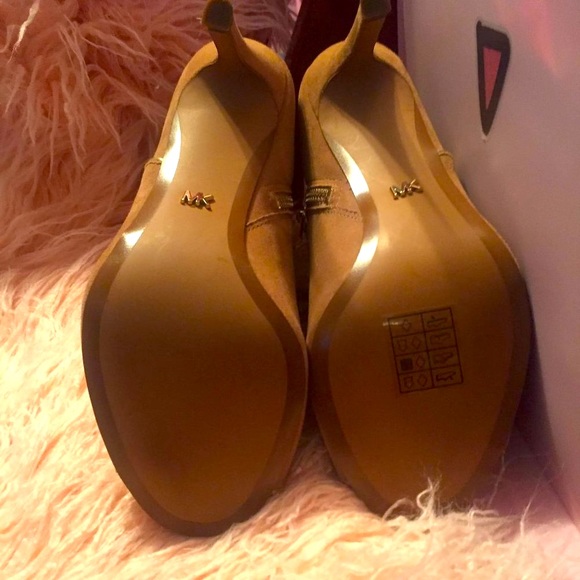 NWOT Michael Kors Suede Open-Toe Ankle Boot - Picture 5 of 5